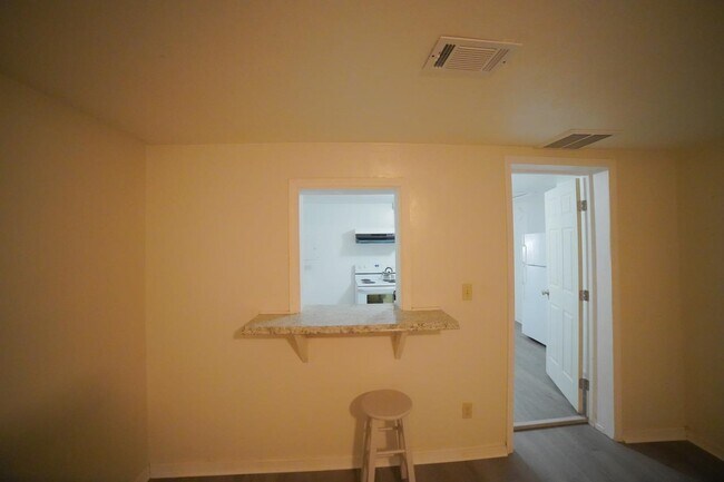 Building Photo - 1228 Alabama St