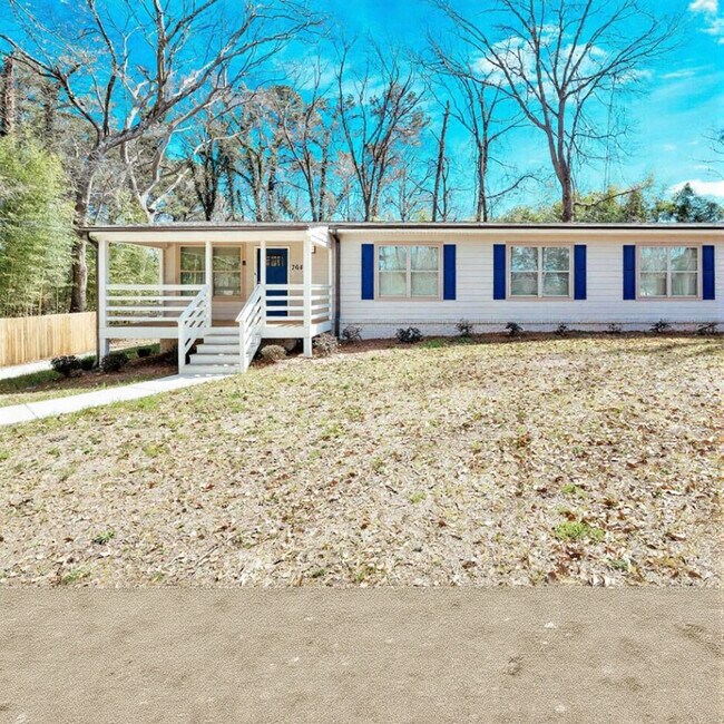 Building Photo - 764 Mary Ln