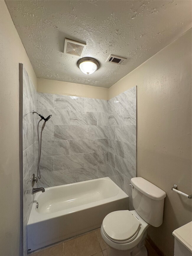 Building Photo - 4435 Brookhead Trail