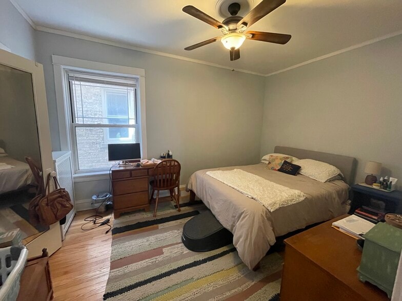 Building Photo - 4858 N Talman Ave