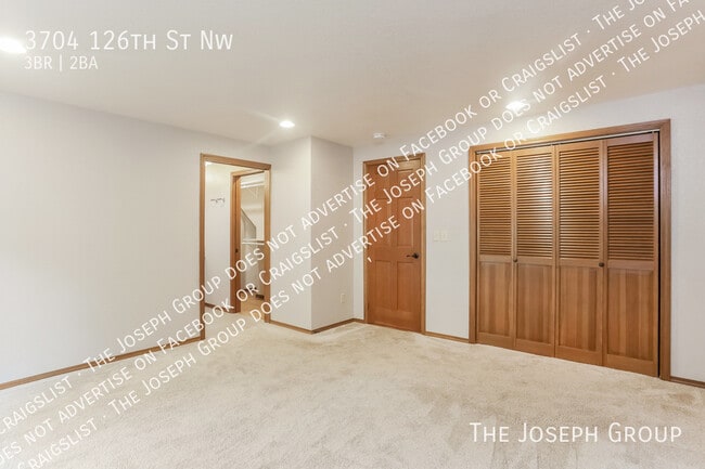Building Photo - 3704 126th St NW