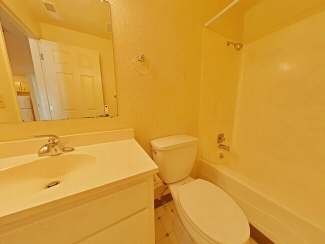 Building Photo - 3 Bedroom Duplex ~ South Corvallis ~ Pet F...