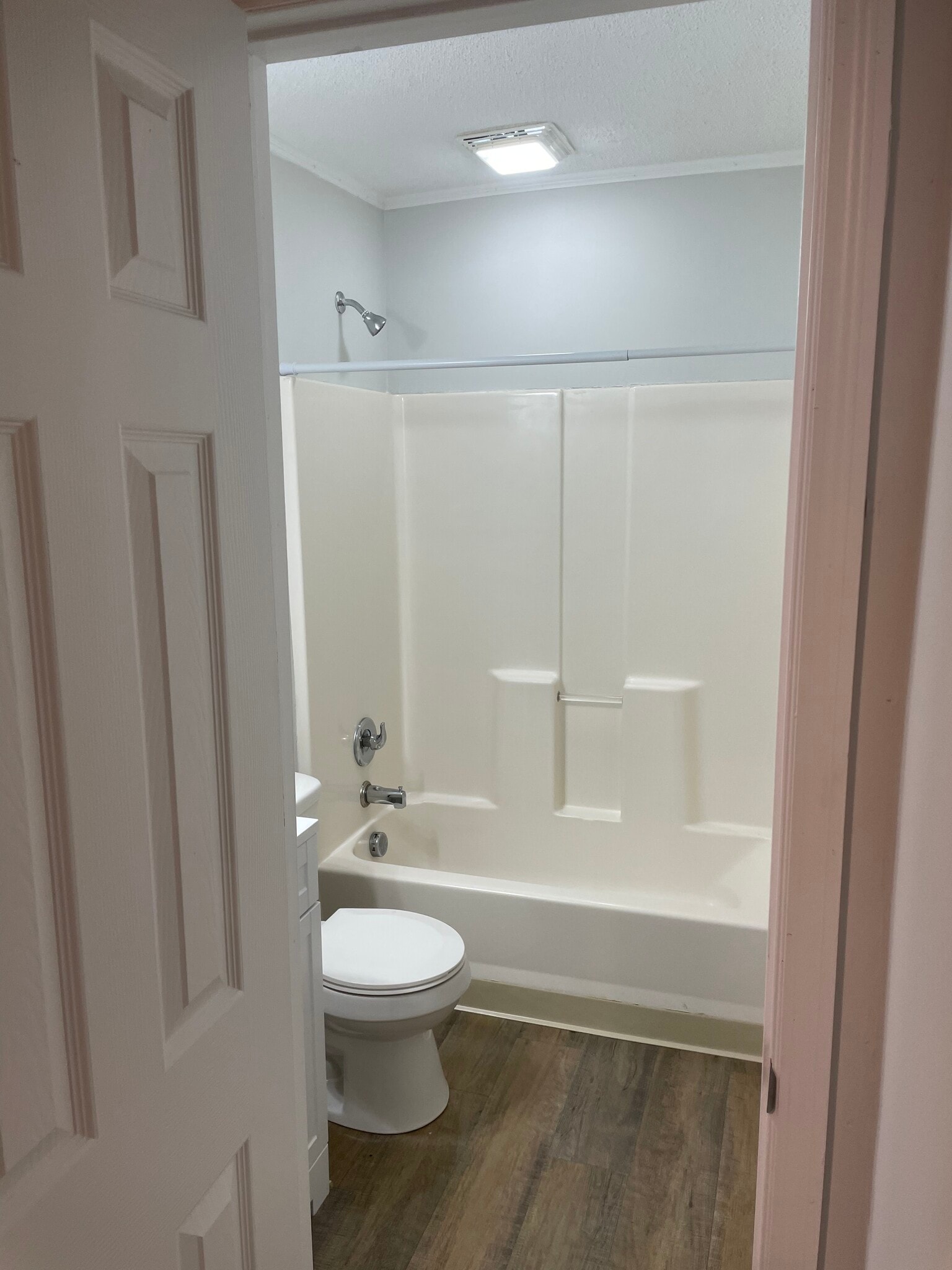 Building Photo - 5799 Sledge St