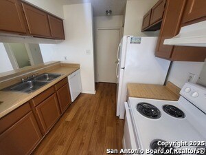 Building Photo - 11611 Capotillo St