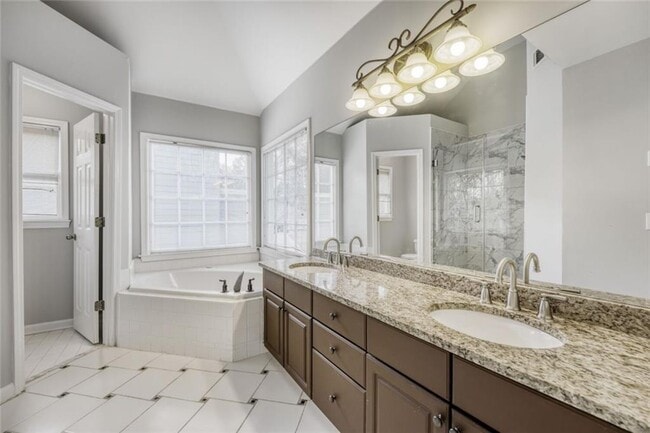 Building Photo - 115 Nesbit Ridge Dr