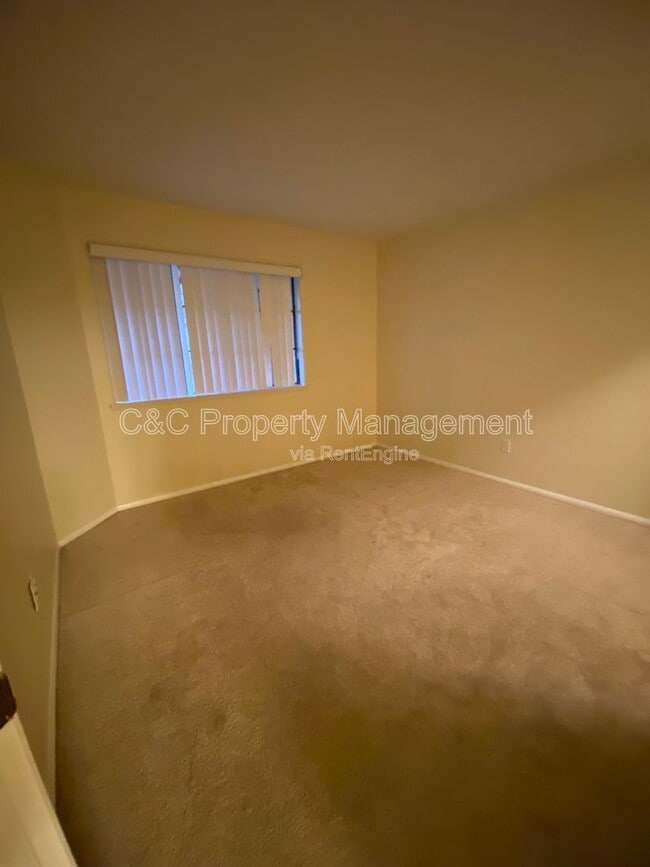 Building Photo - 3508 Paseo De Los Americanos