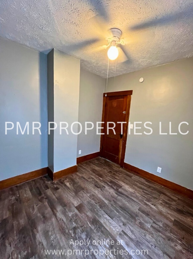 Building Photo - 2Bedroom / 1Bathroom House