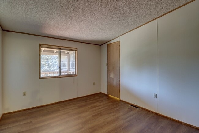 Building Photo - Home for Rent in Prescott!