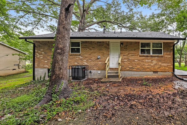 Building Photo - 8355 Dunellen Ln
