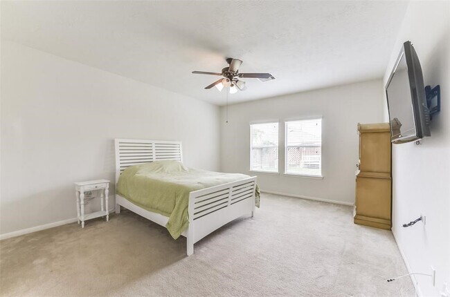 Building Photo - 2503 Blue Reef Dr
