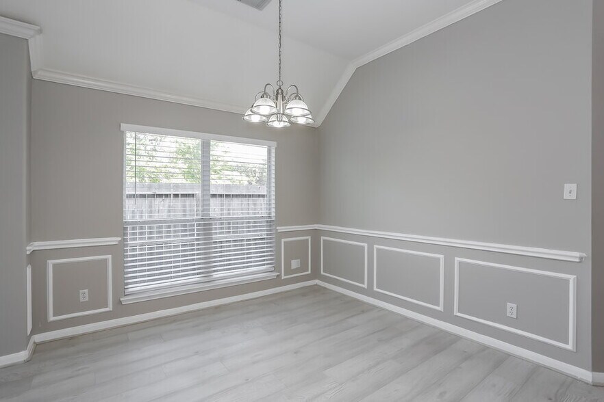 Building Photo - 722 Neap Ct