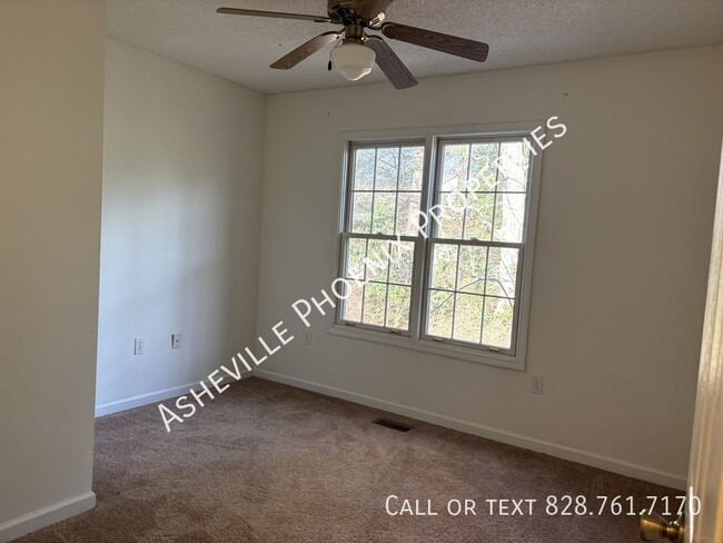 Building Photo - 22 Shackleford Dr