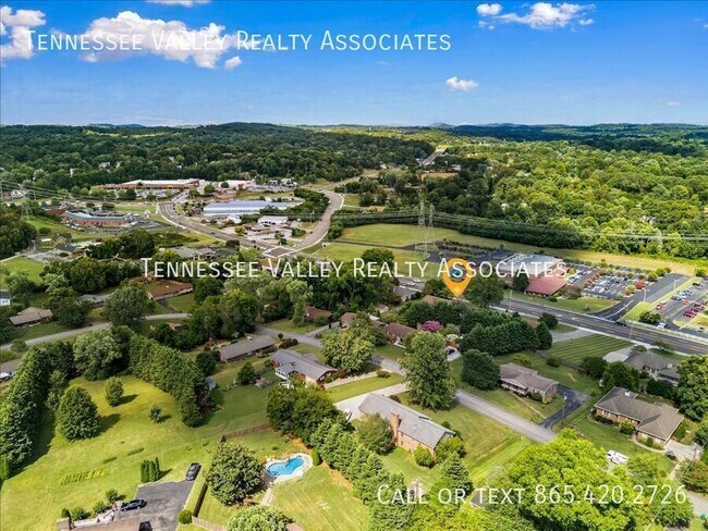 Building Photo - 813 N Cedar Bluff Rd