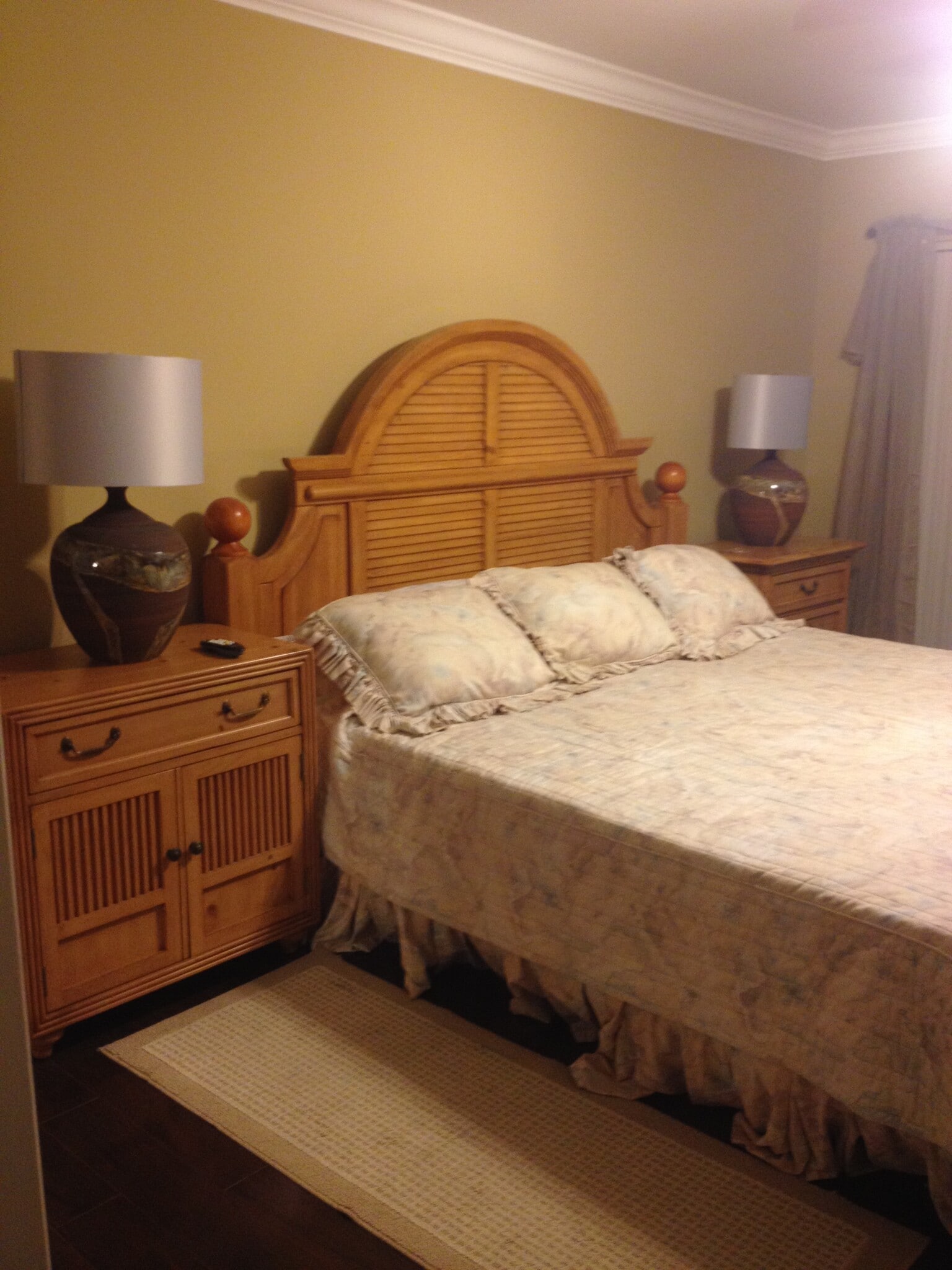 master king bed set - 123 Deer Creek Blvd