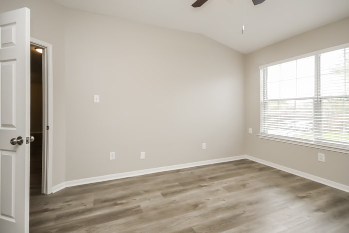 Building Photo - 1026 Riverwood Dr