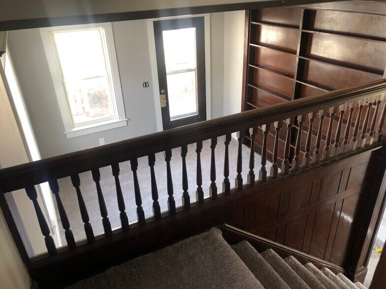 Building Photo - 10 Lehigh Ave