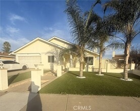 Building Photo - 13380 Larkhaven Dr