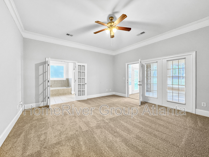 Building Photo - 3377 Alhambra Cir
