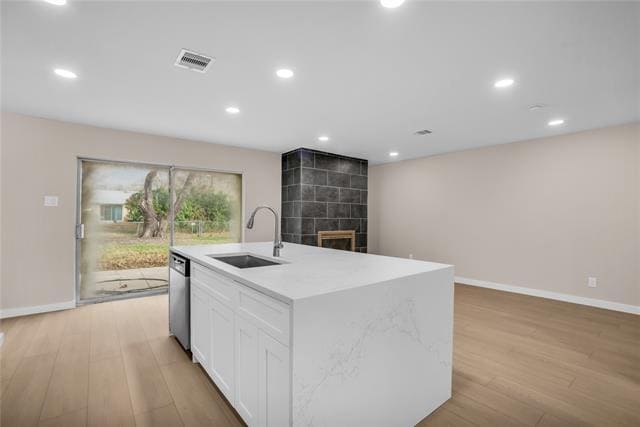 Building Photo - 1913 Fairfield Dr