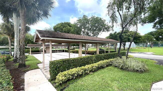 Building Photo - 8743 Rheims Rd