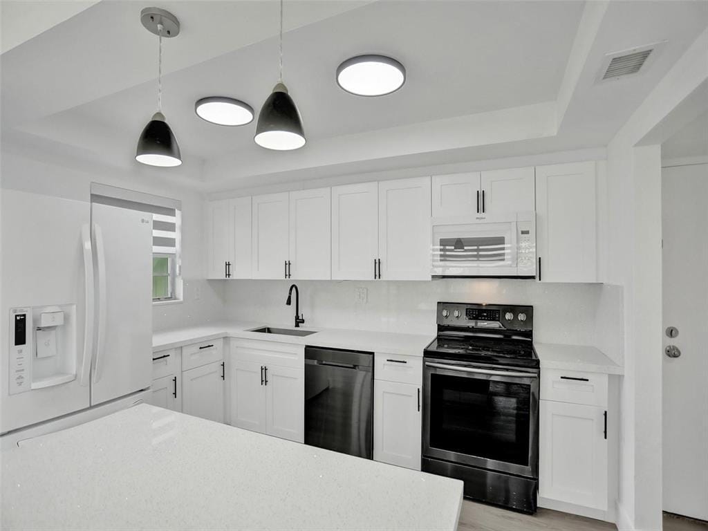 Building Photo - 2771 Taft St