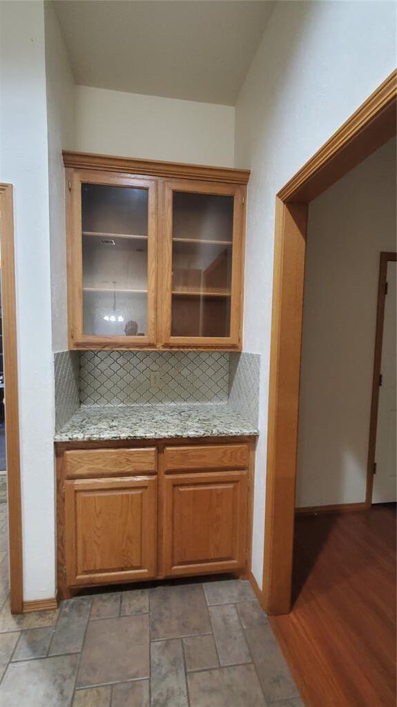 Building Photo - 400 Amanda Dr