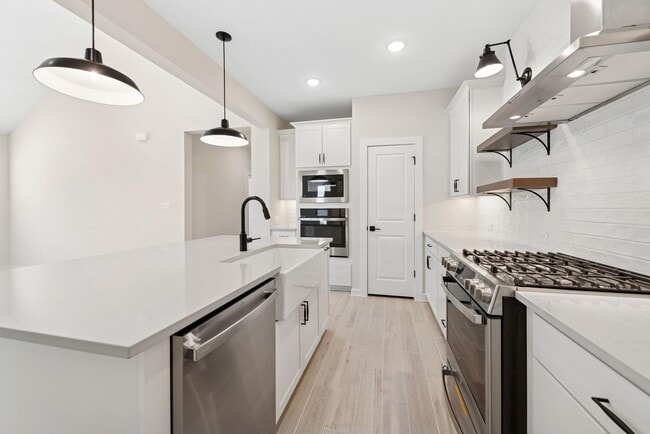 Building Photo - 2618 Clapbread Ln