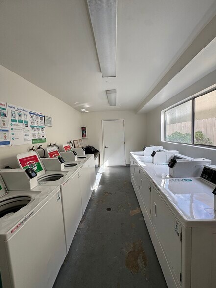 Building Photo - 25905 Narbonne Ave