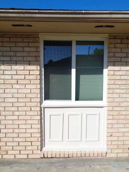 Brand new windows in the bedrooms. - 755 Jennifer Jean Dr