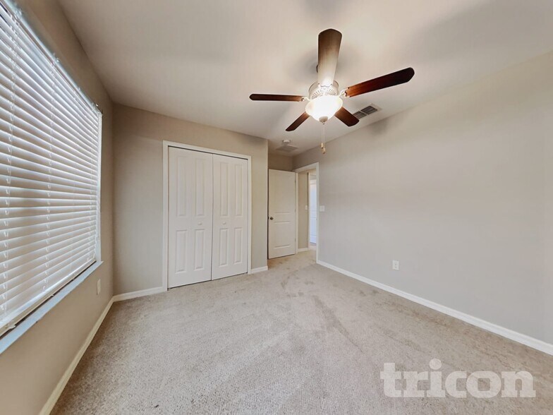 Building Photo - 14806 Boulder Pass Pl