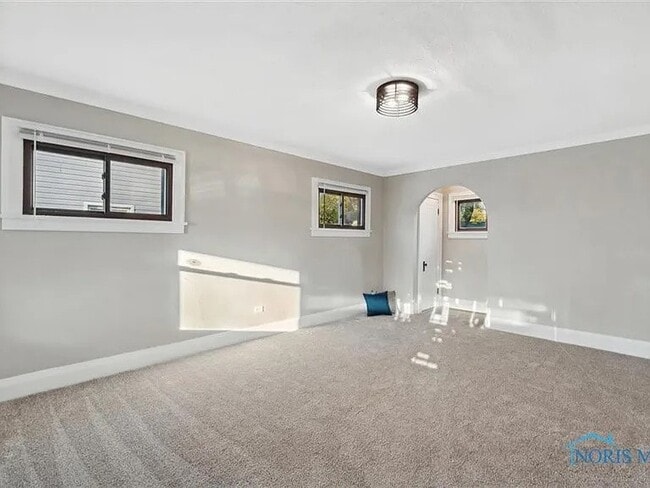 Building Photo - 4422 Overland Pkwy