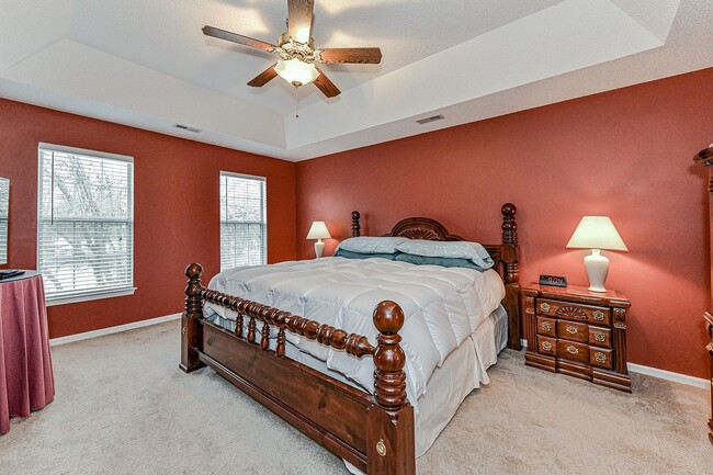 Building Photo - 1411 Deer Spring Ct