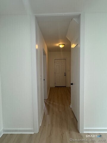 Building Photo - 142 Cowles St