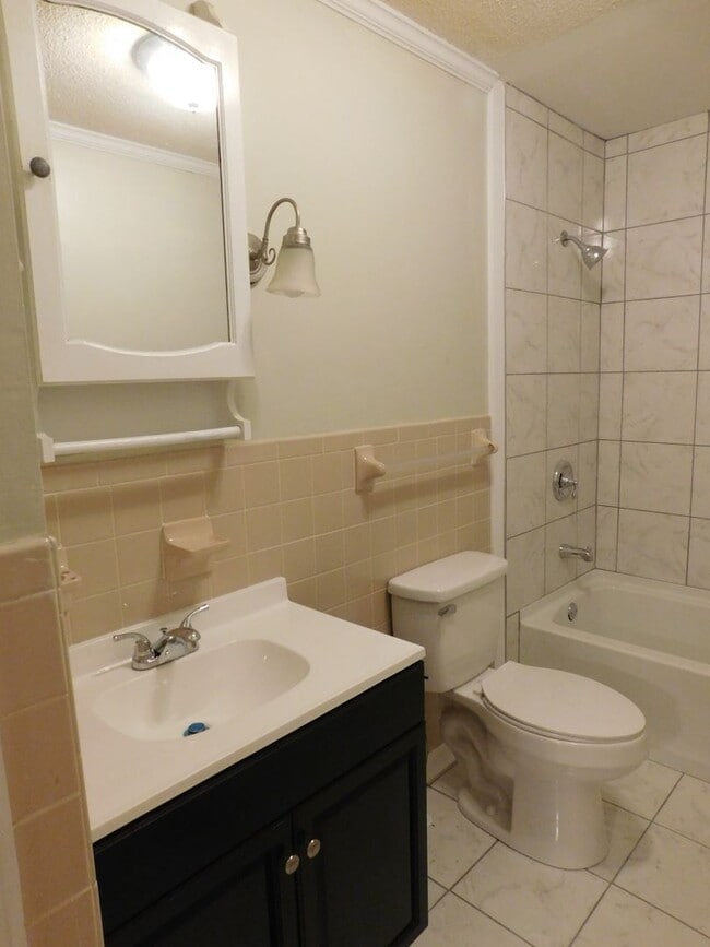 Building Photo - 150 Arrington Rd