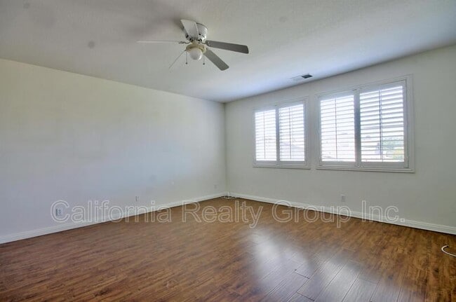 Building Photo - 34567 Spindle Tree St