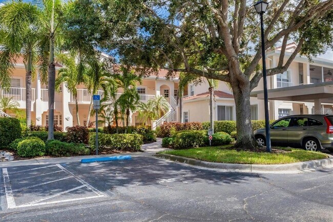 Building Photo - 4208 Central Sarasota Pkwy