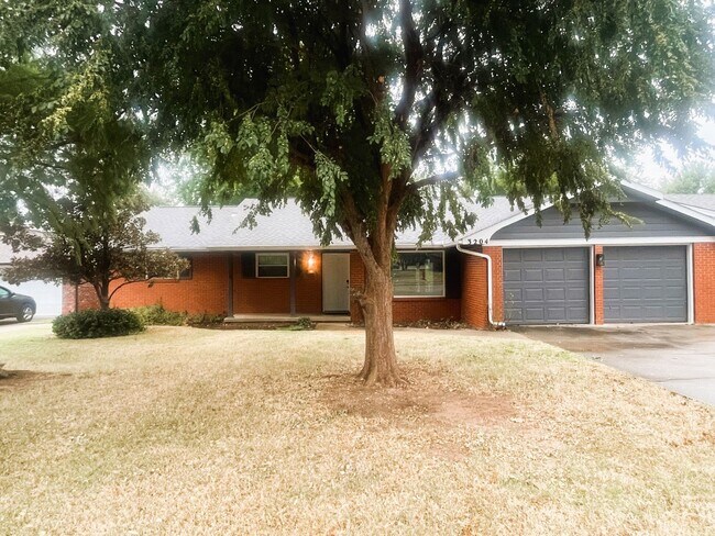 Primary Photo - 3108 NW 62nd St