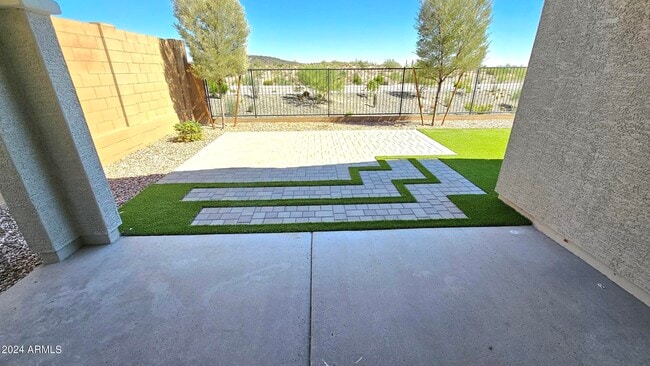 Building Photo - 32029 N 123rd Ln