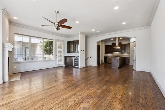 Building Photo - 4004 Feagan St