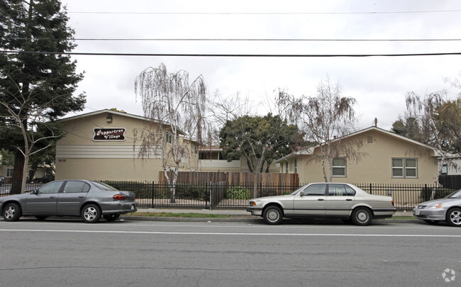 Primary Photo - Peppertree Village