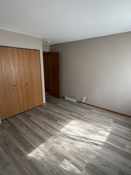 Second bedroom faces to the door 12x13 - 21W581 North Ave