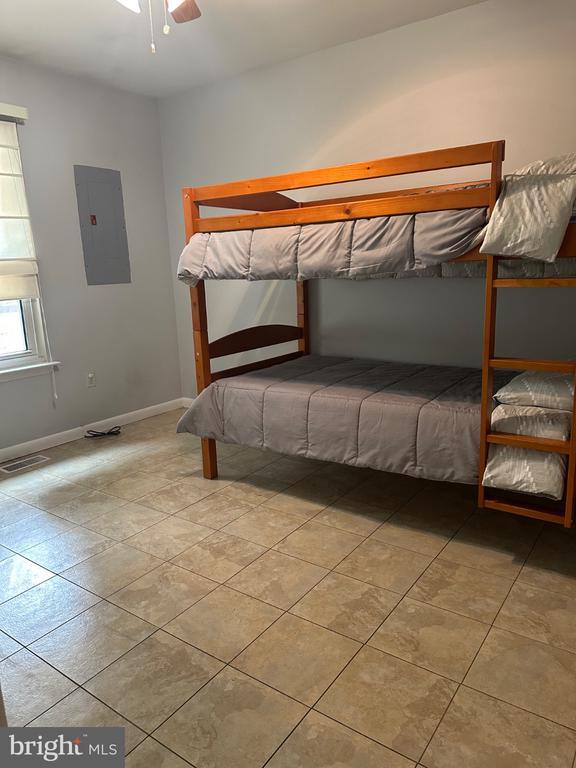 Building Photo - 312 White Sands Dr