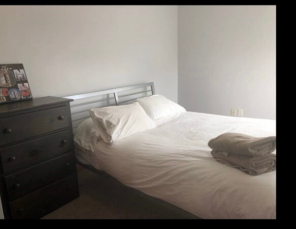 Building Photo - 138 Ferry St