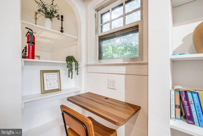 Building Photo - 4209 Queensbury Rd