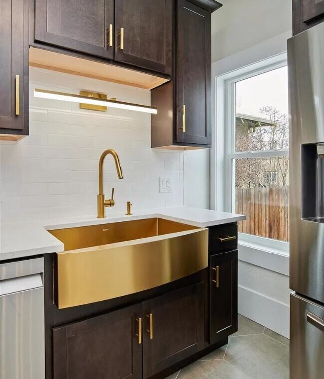 Building Photo - 3504 N Gaylord St