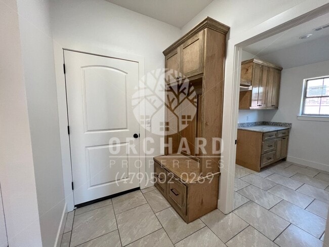 Building Photo - Tontitown- Single Family Home- Beautiful Wellington Plan- 9 Month Lease Only