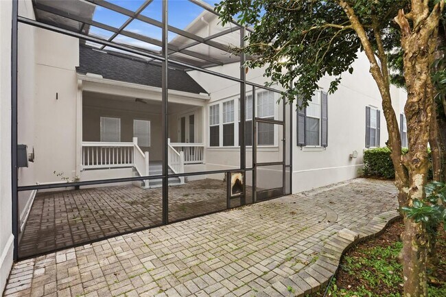 Building Photo - 912 Waterside Dr