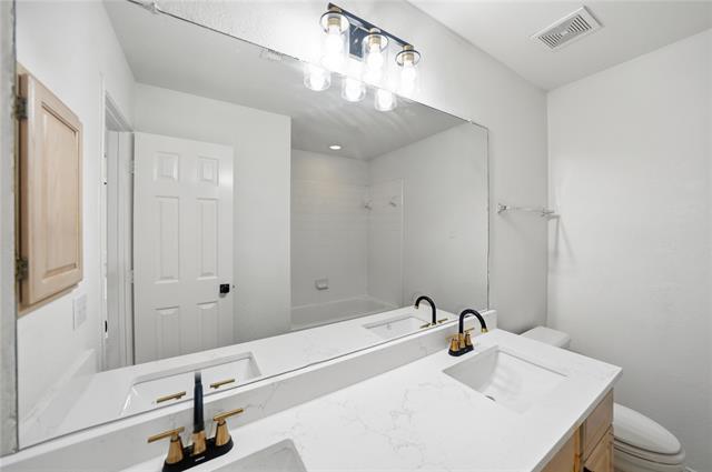 Building Photo - 101 Fontana Ct