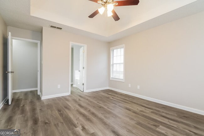 Building Photo - 1204 Genelle Ct