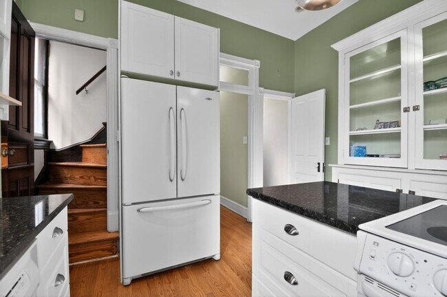 Building Photo - 1319 Massachusetts Ave SE